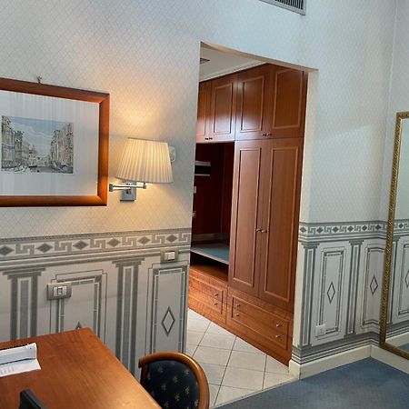 City Hall Katanya Dış mekan fotoğraf